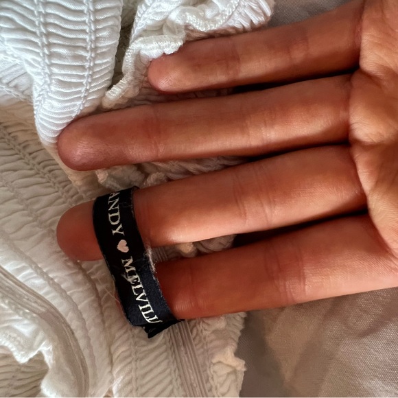 brandy melville off the shoulder top - Picture 2 of 2